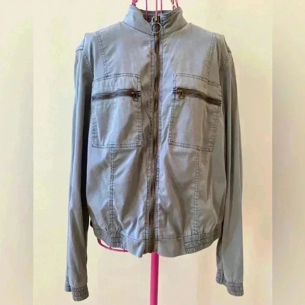 XCVI Quinn Bomber Jacket Women’s Size Medium Gray